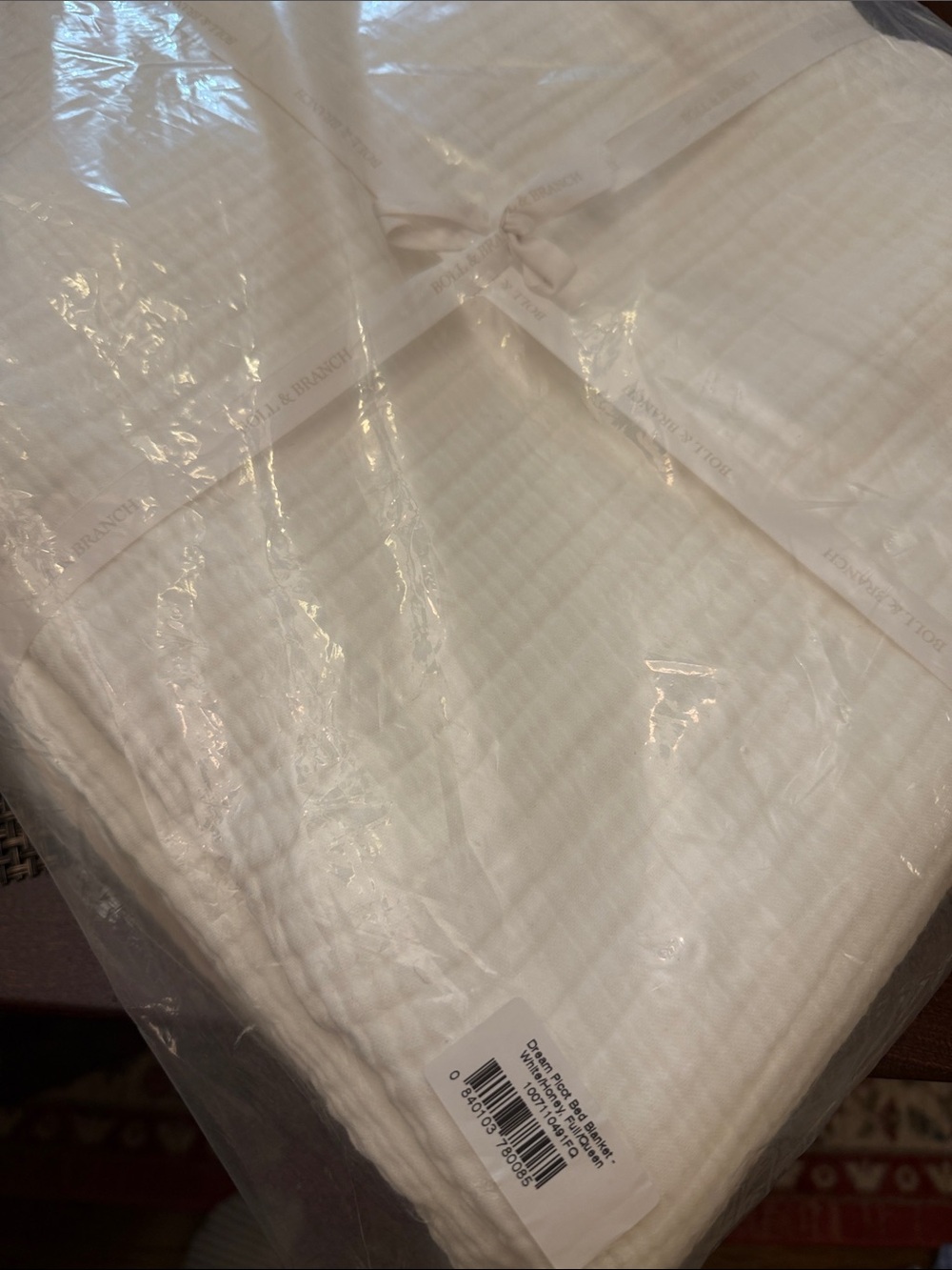 Boll & Branch picot bed blanket white / honey Soft Lightweight full/ queen